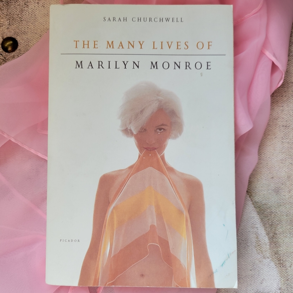 Marilyn Monroe ~ Book ~ Canvas Art ~ FINAL PRICE!!